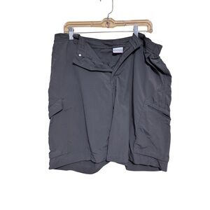 Columbia Sportswear Men’s Nylon Shorts – Dark Gray – Size 36